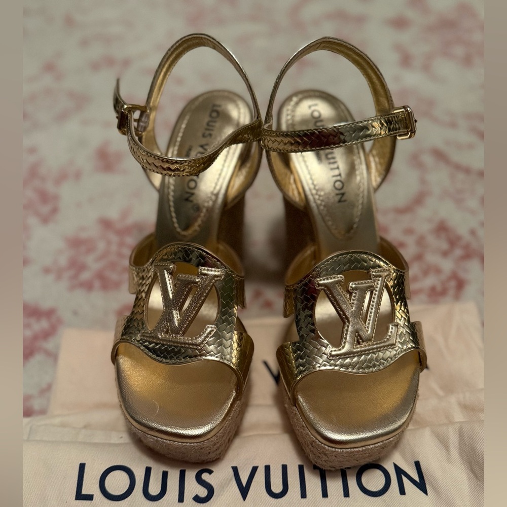 Louis Vuitton Gold Isola Espadrilles Women's Sandals